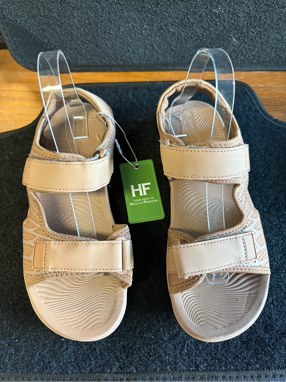 NWT HF Adjustable Comfort Sandals Tan Women’s Size 7.5